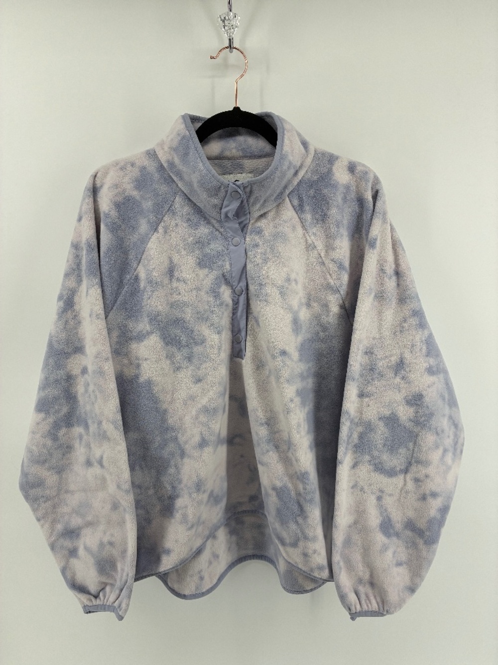Hollister Blue and White Sweater